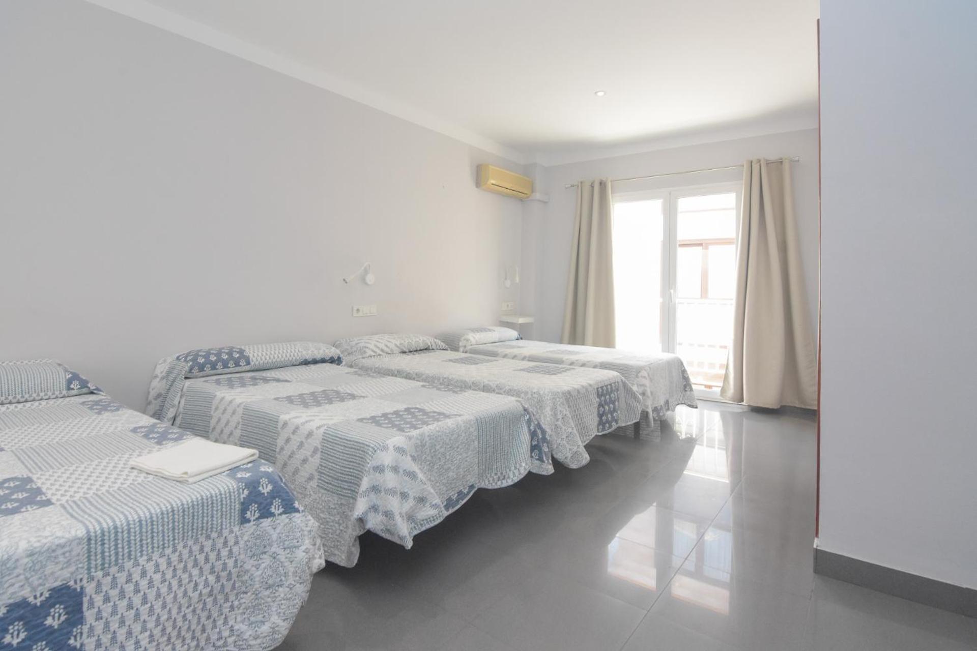 נרחה Hostal La Ermita מראה חיצוני תמונה